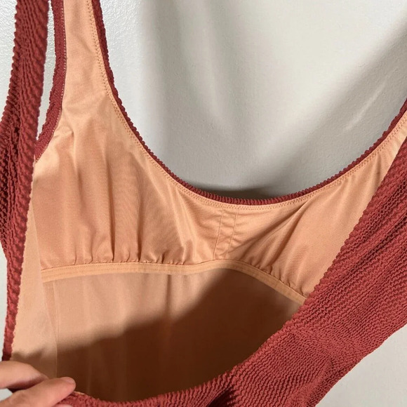 J.Crew Scrunchie Classic Scoopneck One Piece Swimsuit Size 10 Brown Red Vacation - Picture 11 of 14